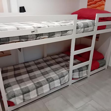 Room In Historical City Centre With Private Bathroom Catane Extérieur photo