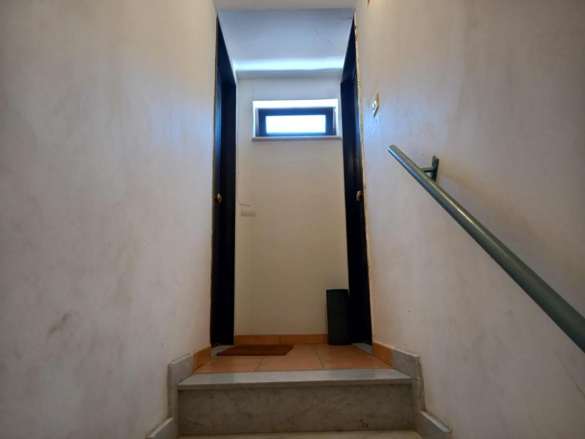 Room In Historical City Centre With Private Bathroom Catane Extérieur photo